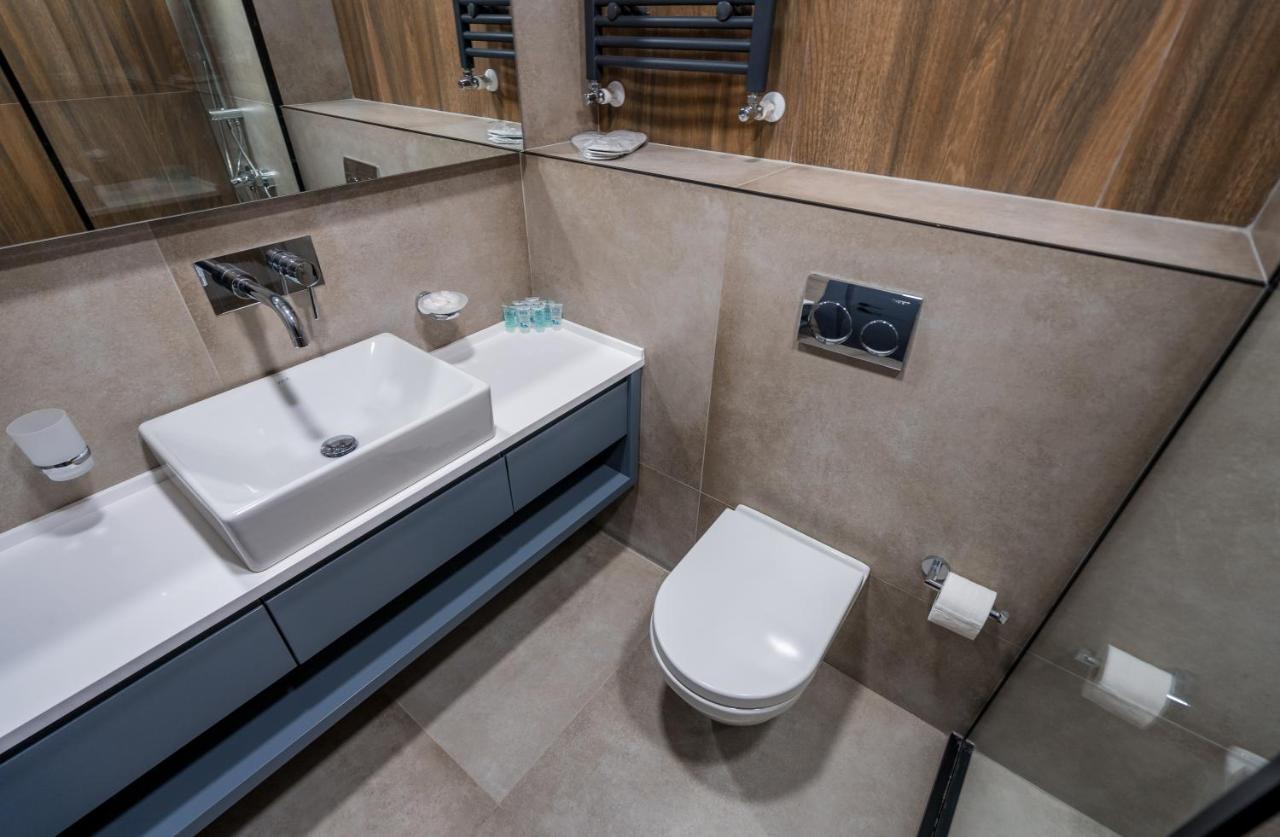 Gudauri, Atrium Suites Eksteriør billede